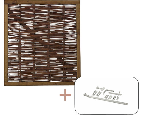 Sichtschutzzaun aus Weide mit Holzeinfassung und Torbeschlag