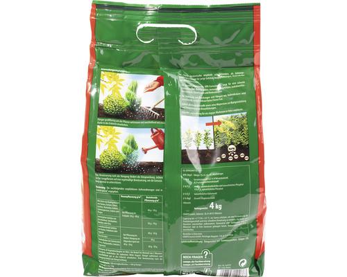 Packung Compo Blumendünger für Pflanzen mit Nährstoffangaben und Anwendungshinweisen