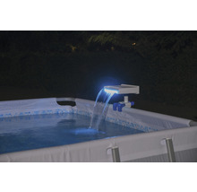 Swimmingpool mit Solar-Wasserfall für Pools