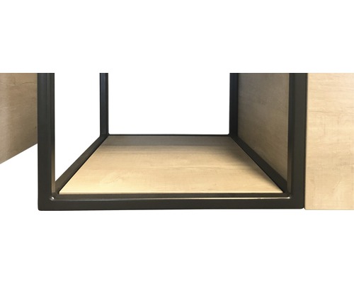 Regal mit Holz- und Metallelementen