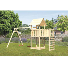 Holzspielturm mit Schaukel, Kletterwand und Leiter im Garten.