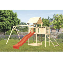 Holzspielplatz mit Rutsche und Schaukel im Garten
