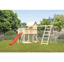 Spielturm mit Rutsche, Schaukel und Leiter im Garten