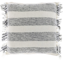 Dekokissen mit Streifenmuster und Fransen