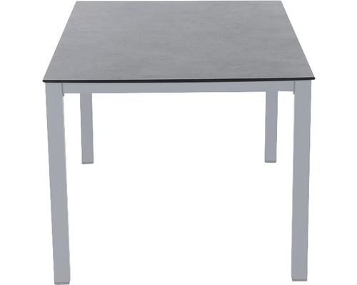 Quadratischer Esstisch mit Tischplatte und vier Beinen