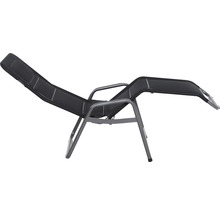 Verstellbarer Relaxsessel mit Metallgestell und Textilbespannung