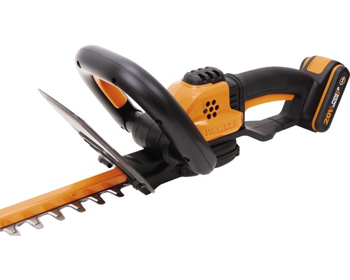 Akkubetriebene Heckenschere für den Zuschnitt von Hecken