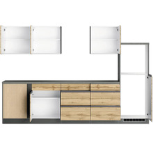 Küchenzeile mit Hängeschränken, Unterschränken und Schubladen