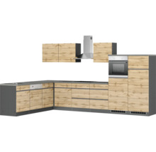 Komplette Küche mit Ober- und Unterschränken, Dunstabzugshaube und Backofen