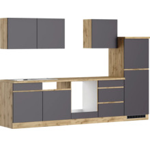 Moderne Küche mit Schränken und Schubladen in Holzoptik und Grau