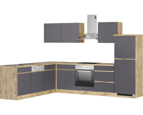 Komplette Küchenzeile mit Ober- und Unterschränken, Spüle, Geschirrspüler, Herd und Dunstabzugshaube.