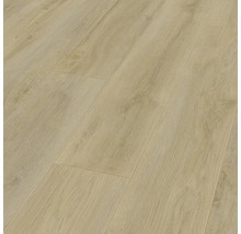 Heller Laminatboden mit Holzoptik