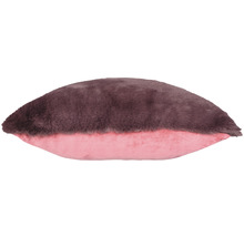 Dekokissen mit Felloberfläche