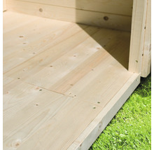 Holzboden im Gartenhaus