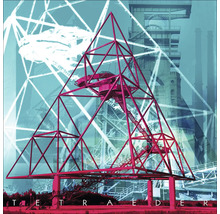 Tetraeder Stahlkonstruktion vor Industriekulisse