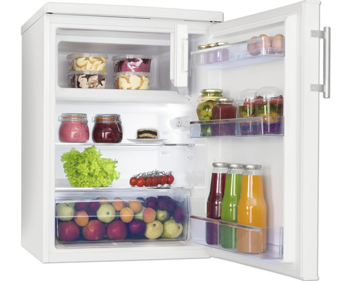 Geöffneter Kühlschrank mit Lebensmitteln