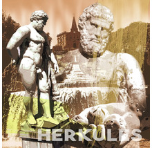 Herkules Statue mit Wasserspielen im Hintergrund