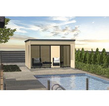 Gartenhaus mit Schiebetür und Terrasse neben einem Pool