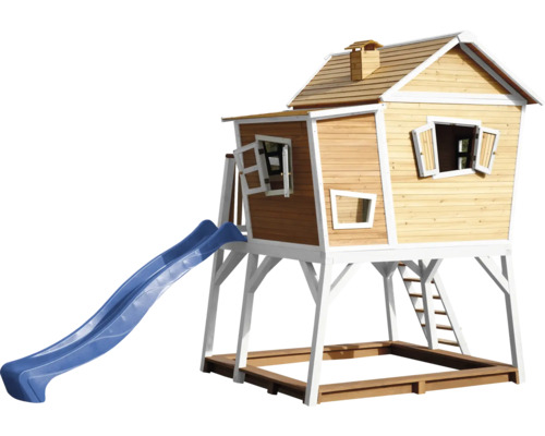 Spielhaus aus Holz mit Rutsche und Sandkasten
