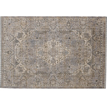 Teppich mit orientalischem Muster