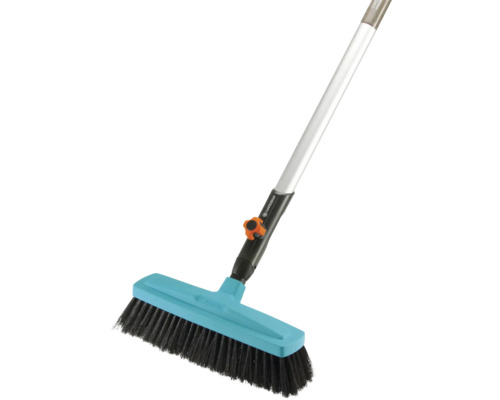 Gardena Kehrbesen mit Stiel