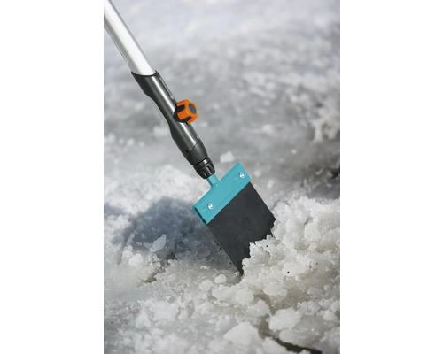 Gartengerät zum Entfernen von Eis und Schnee