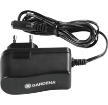 Gardena Ladegerät mit Stecker und Kabel