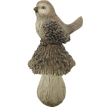 Dekorative Gartenfigur: Vogel auf Pilz