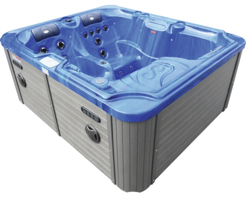 Blauer Outdoor Whirlpool mit grauer Verkleidung