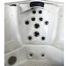 Nahaufnahme eines Whirlpools mit Düsen