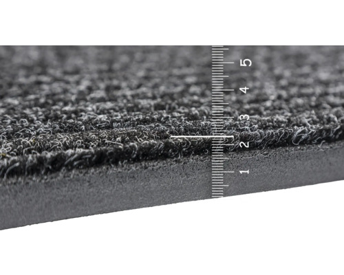 Detailansicht einer Fußmatte mit Messskala zur Darstellung der Dicke