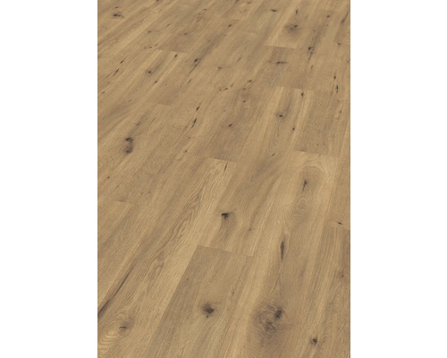 Verlegtes Laminat mit Holzstruktur