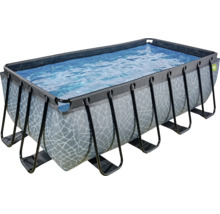 Rechteckiger Aufstellpool mit Stahlrahmen und Wasser