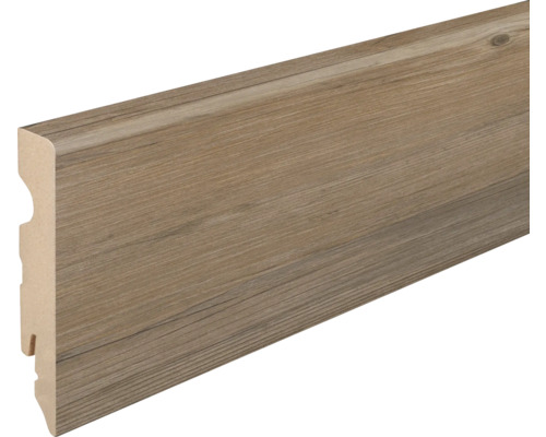 Fußleiste mit Holzdekor