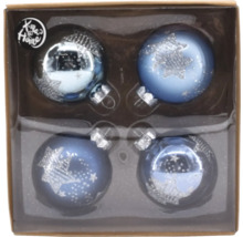 Vier blaue Weihnachtskugeln mit Sternmotiven in einer Verpackung.