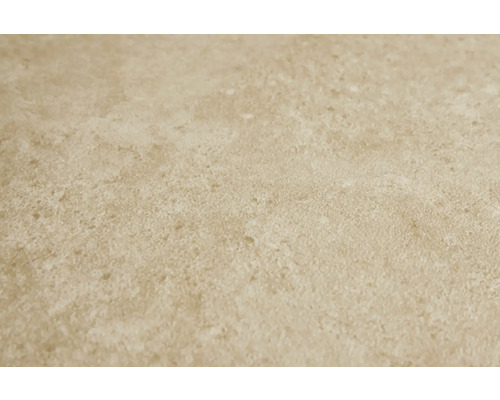 Nahaufnahme einer Bodenfliese mit matter Oberfläche