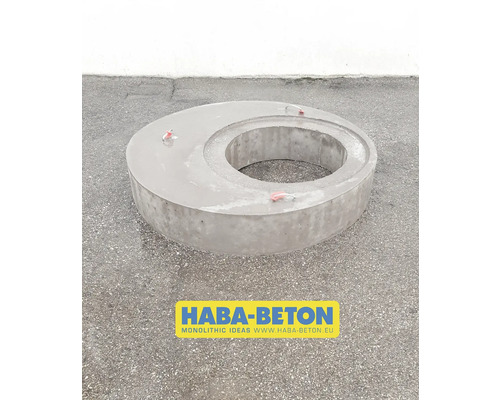 Runder Betonschachtring