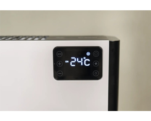 Detailansicht eines Heizgeräts mit digitaler Temperaturanzeige.