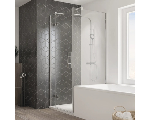 Verkürzte Seitenwand für Drehtür Breuer Avanta 800x1750 mm Dekorglas Grau chrom Badezimmer mit Badewanne, Duschabtrennung aus Glas und grauer Wandfliese mit geometrischem Muster