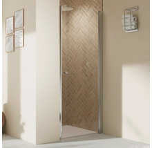 Badezimmer mit Duschkabine aus Glas und Handtuchhalter