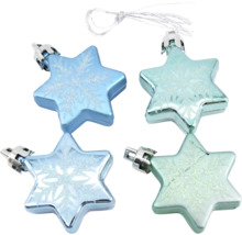 Sternförmige Christbaumkugeln mit Schneeflockenmuster