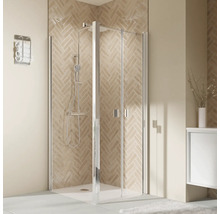 Duschkabine mit Drehtür und Duscharmatur im Badezimmer