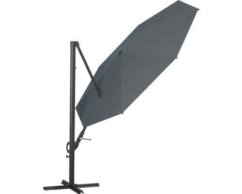 Freiarmschirm mit Standfuß für den Gartenbereich