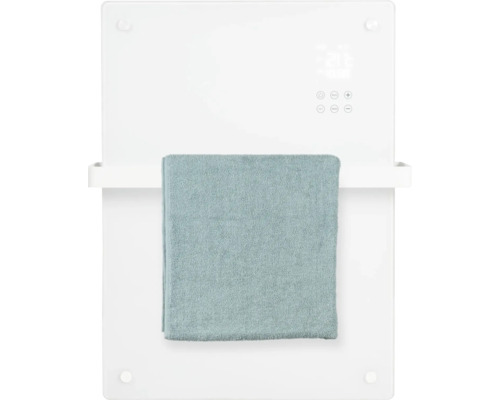 Weißer Handtuchwärmer mit Handtuch