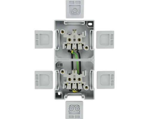 Doppelte Gerätedose für Elektroinstallationen mit zugehörigen Abdeckungen