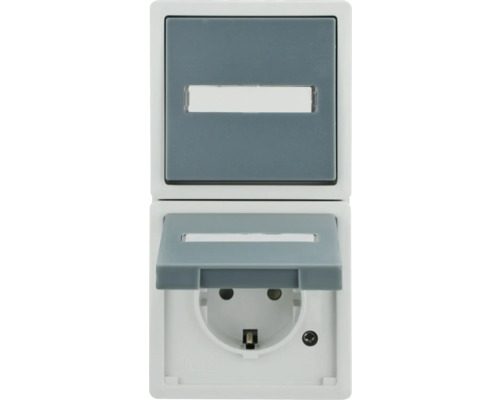 Steckdose mit Klappdeckel