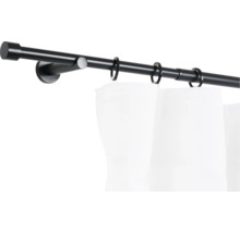 Gardinenstange mit Gardinenringen und Vorhang