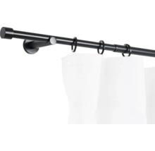 Gardinenstange mit Vorhangringen und Vorhang