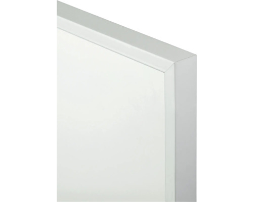 Detailansicht eines weißen Rahmens