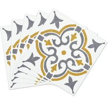 Mehrere Dekorfliesen mit gemustertem Design